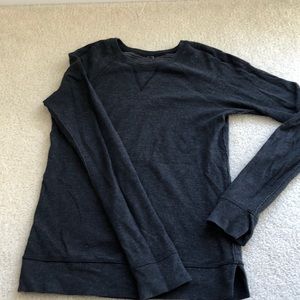 Lululemon crewneck sweatshirt size 4